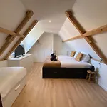 The Island Life House 2 *