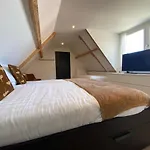 The Island Life House 2