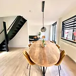 Holiday home The Island Life House 2 *