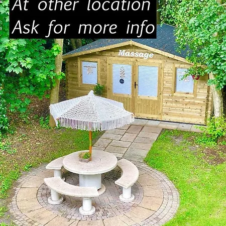 The Island Life House 2 *