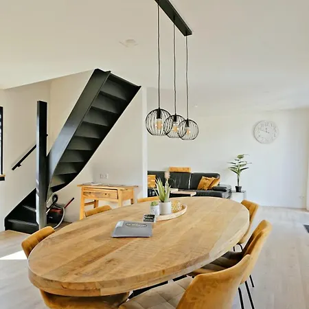 The Island Life House 2 Holiday home *